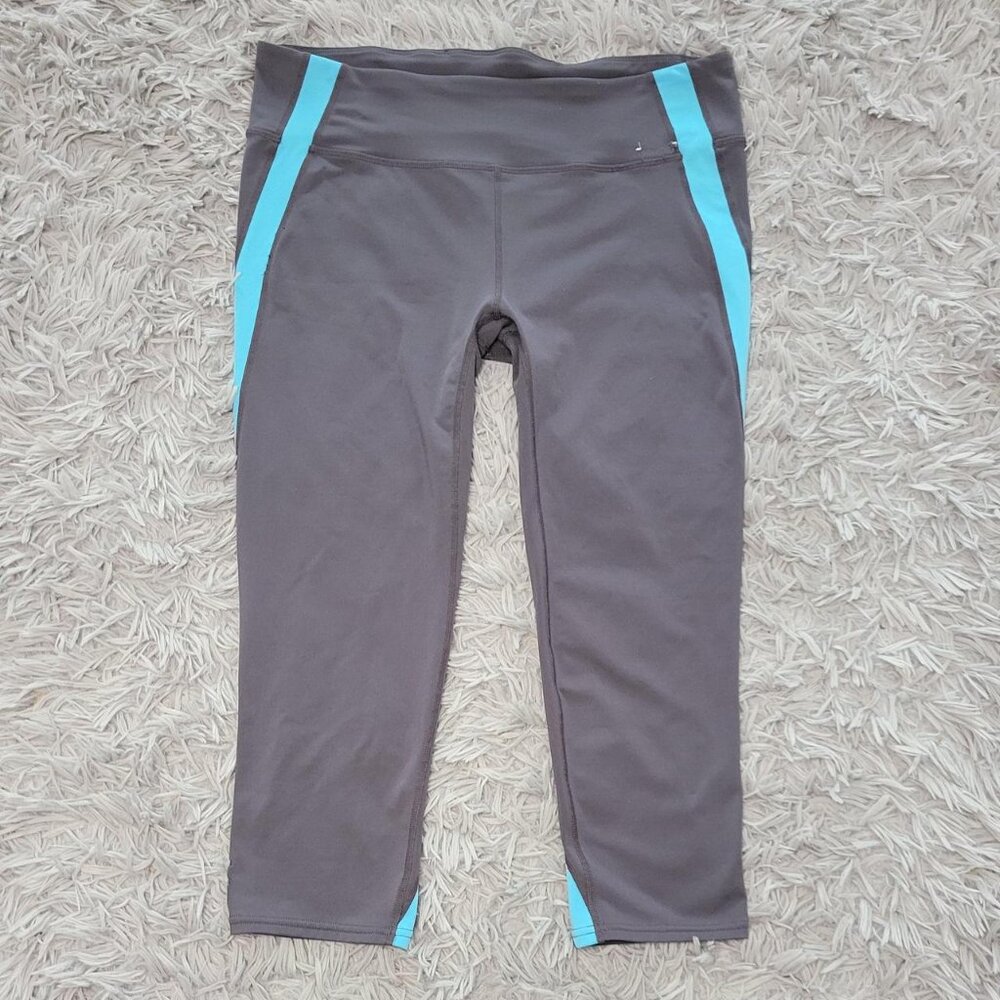 GAPbody Capri Legging